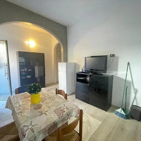 Casa Dea Lungomare By Zoom In Earth Marina di Cecina